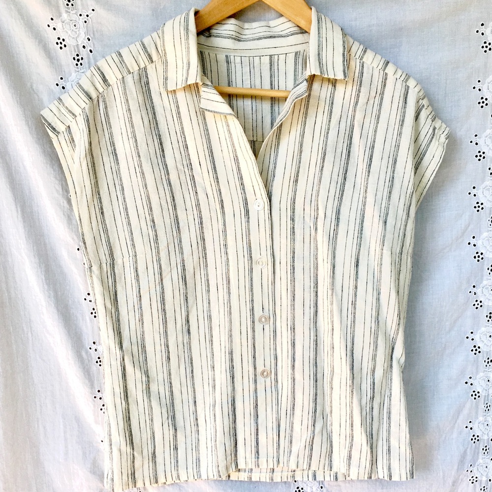 90’s button down striped shirt